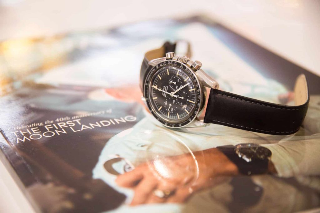 replica Omega-an